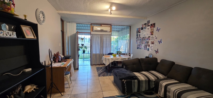 2 Bedroom Property for Sale in Upington Northern Cape